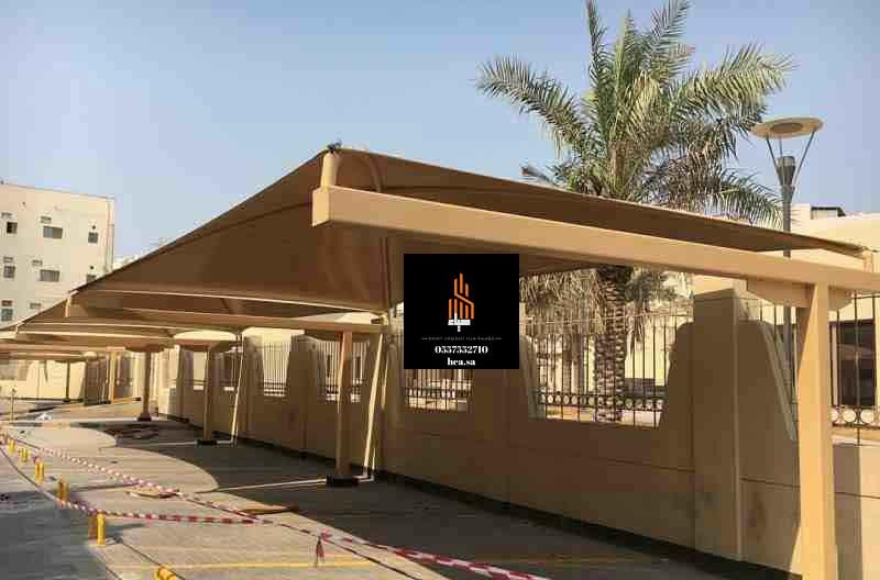أفضل حلول مظلات الشد الإنشائي للمولات والمرافق العامة بتقنيات متطورة.