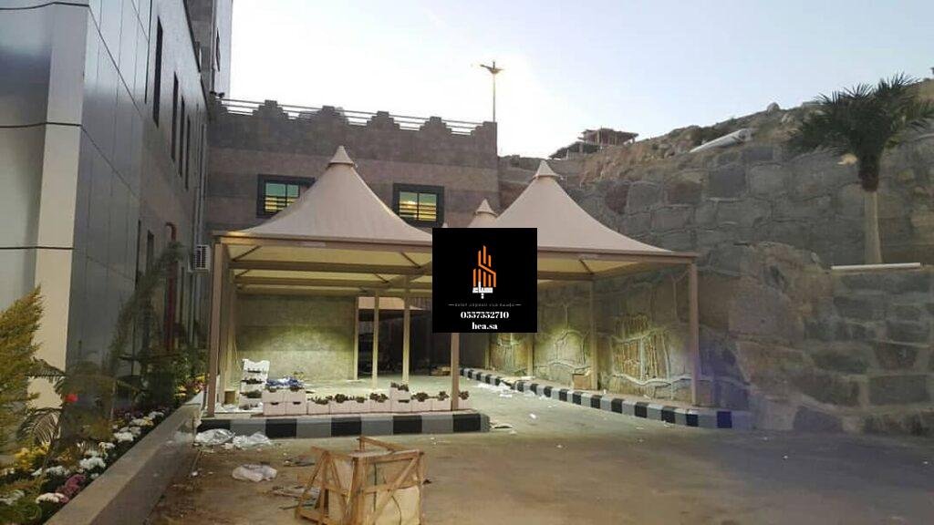 مظلات سيارات متحركة