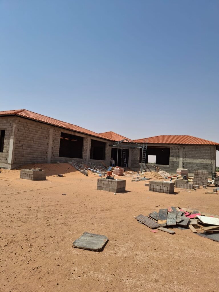 مقارنة بين القرميد الكوري واليمامة الوطني في الرياض